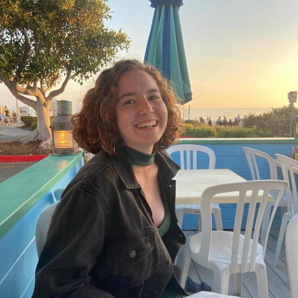 Meet your Posher, Emma